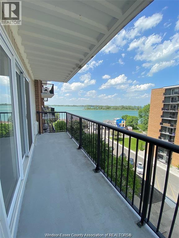 805-8591 Riverside Drive East, Windsor, ON, N8S1G3