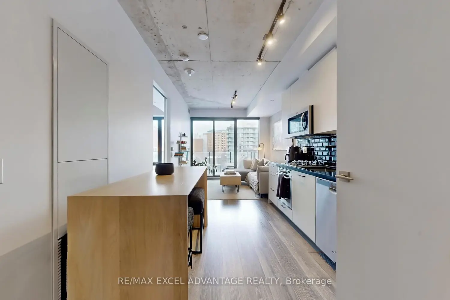 55 Ontario Street 602