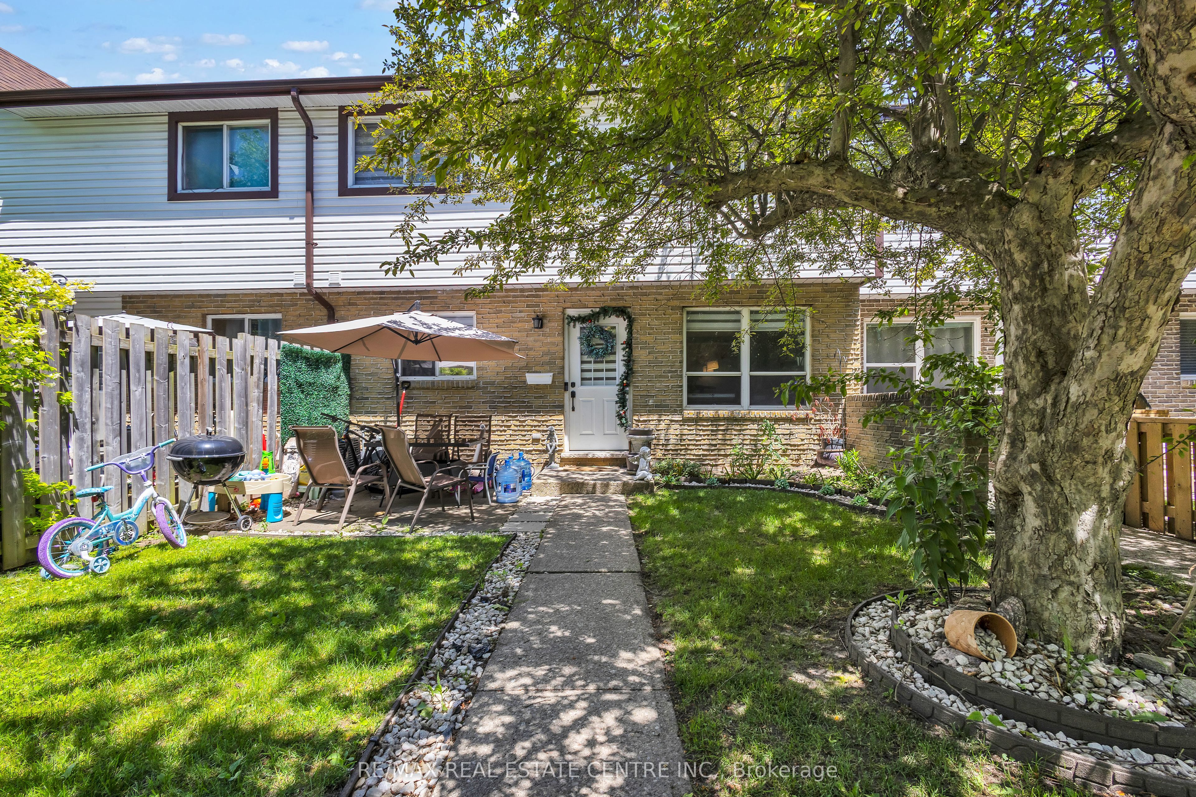 7-375 Pioneer Drive, Kitchener, ON, N2P 1L8