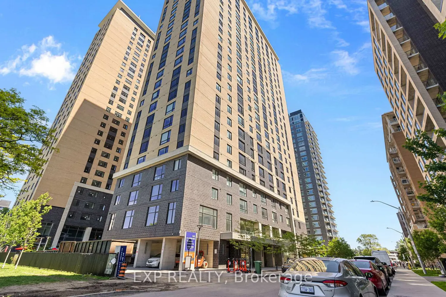 105 Champagne Avenue 1009