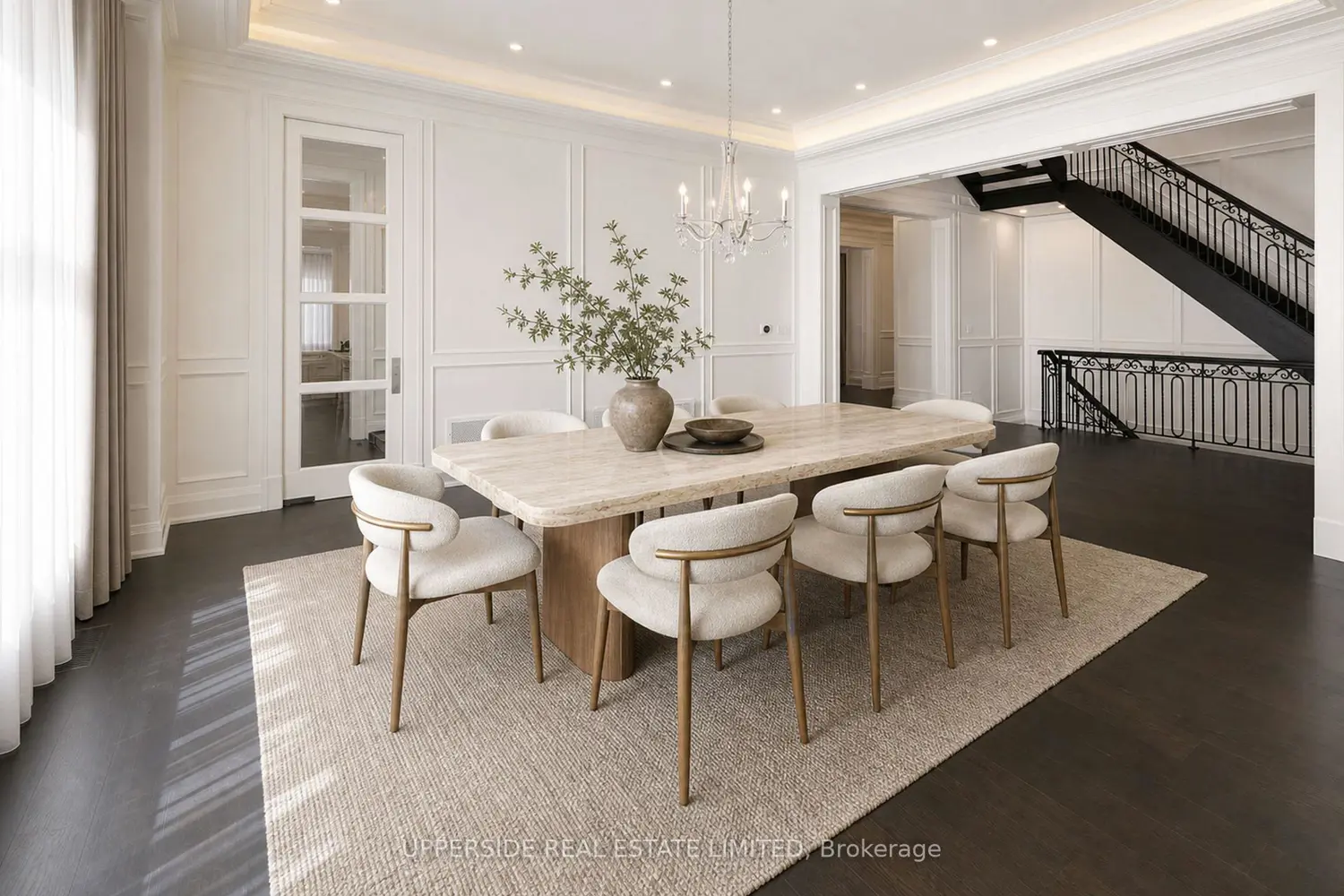 28 Thornridge Drive photo 5