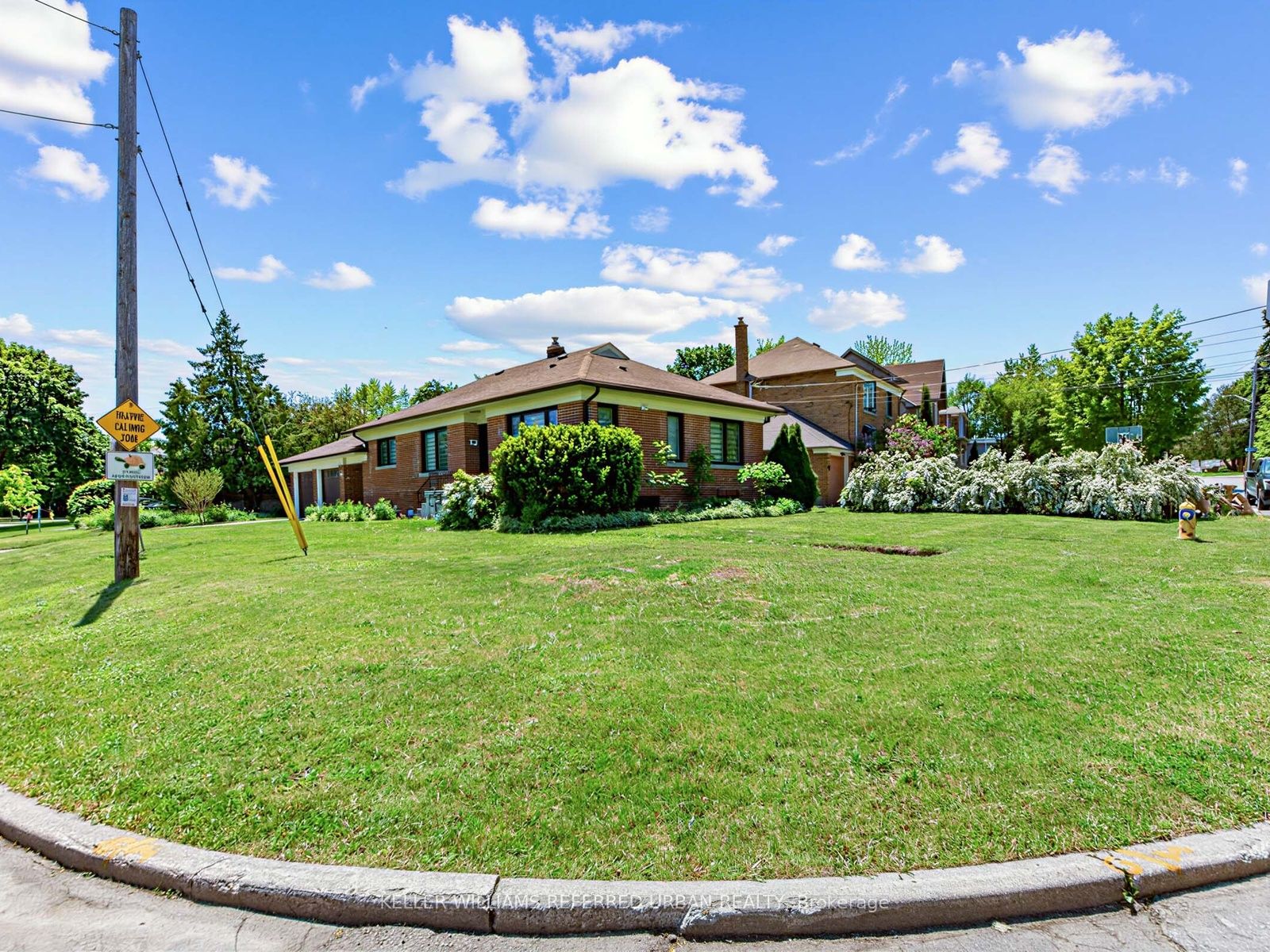 73 Prince Charles Drive, Toronto, ON, M6A 2H4