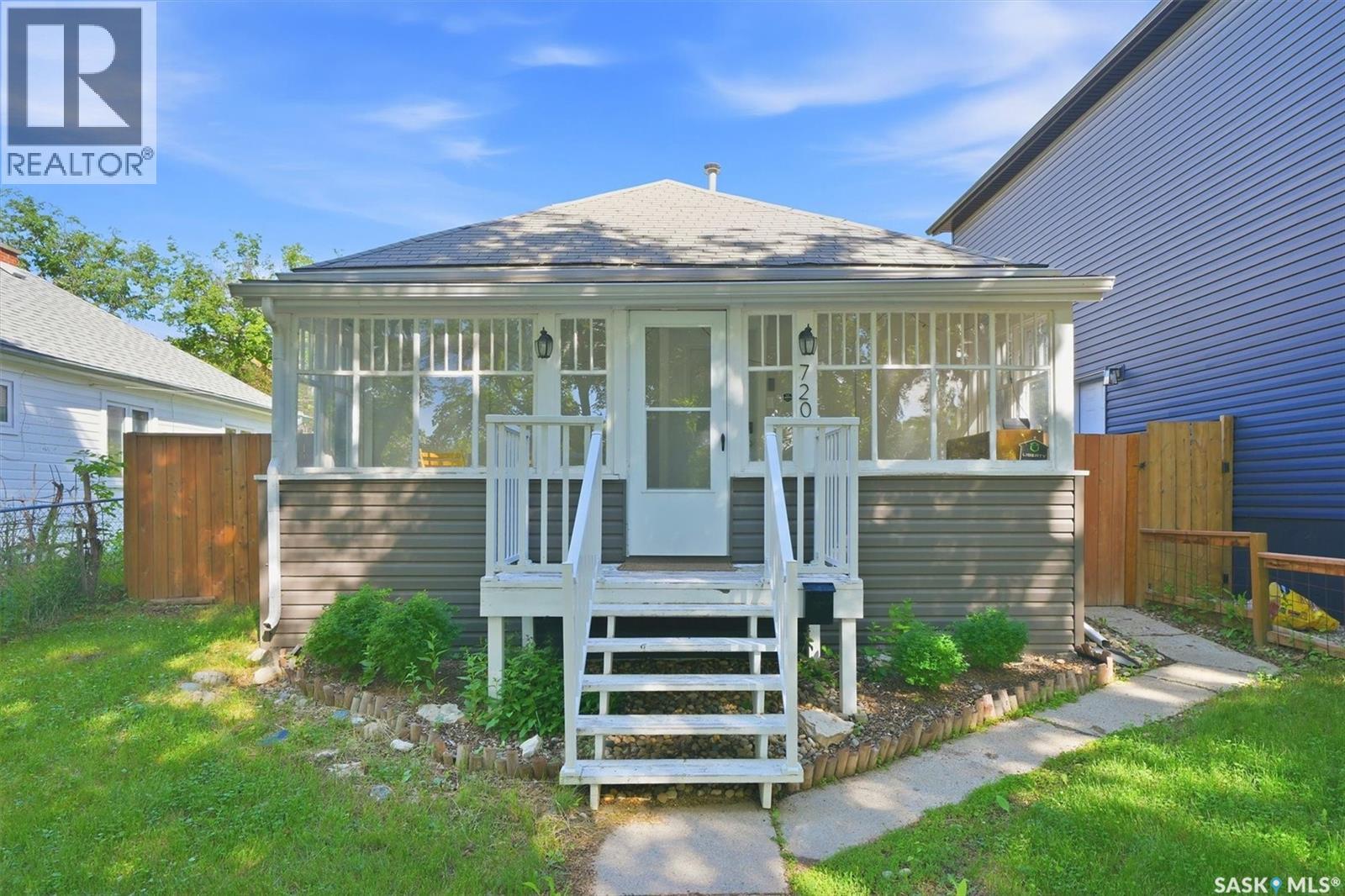 720 Walmer Road, Saskatoon, SK, S7L0E4