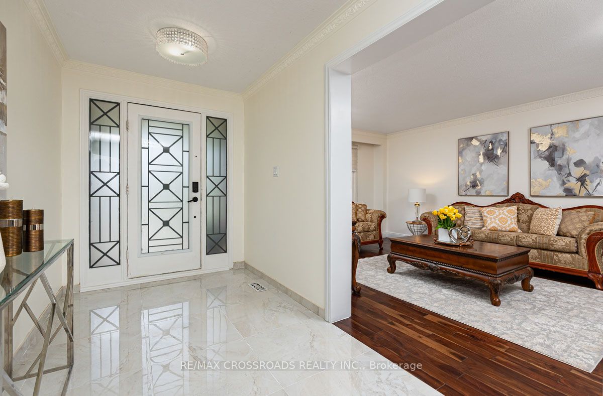 16 Heisey Drive, Markham, ON, L3P 4P7 photo 4