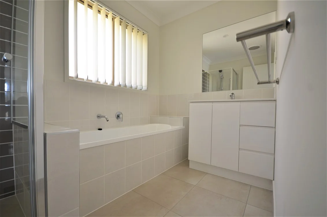 Morayfield QLD 4506 photo 4