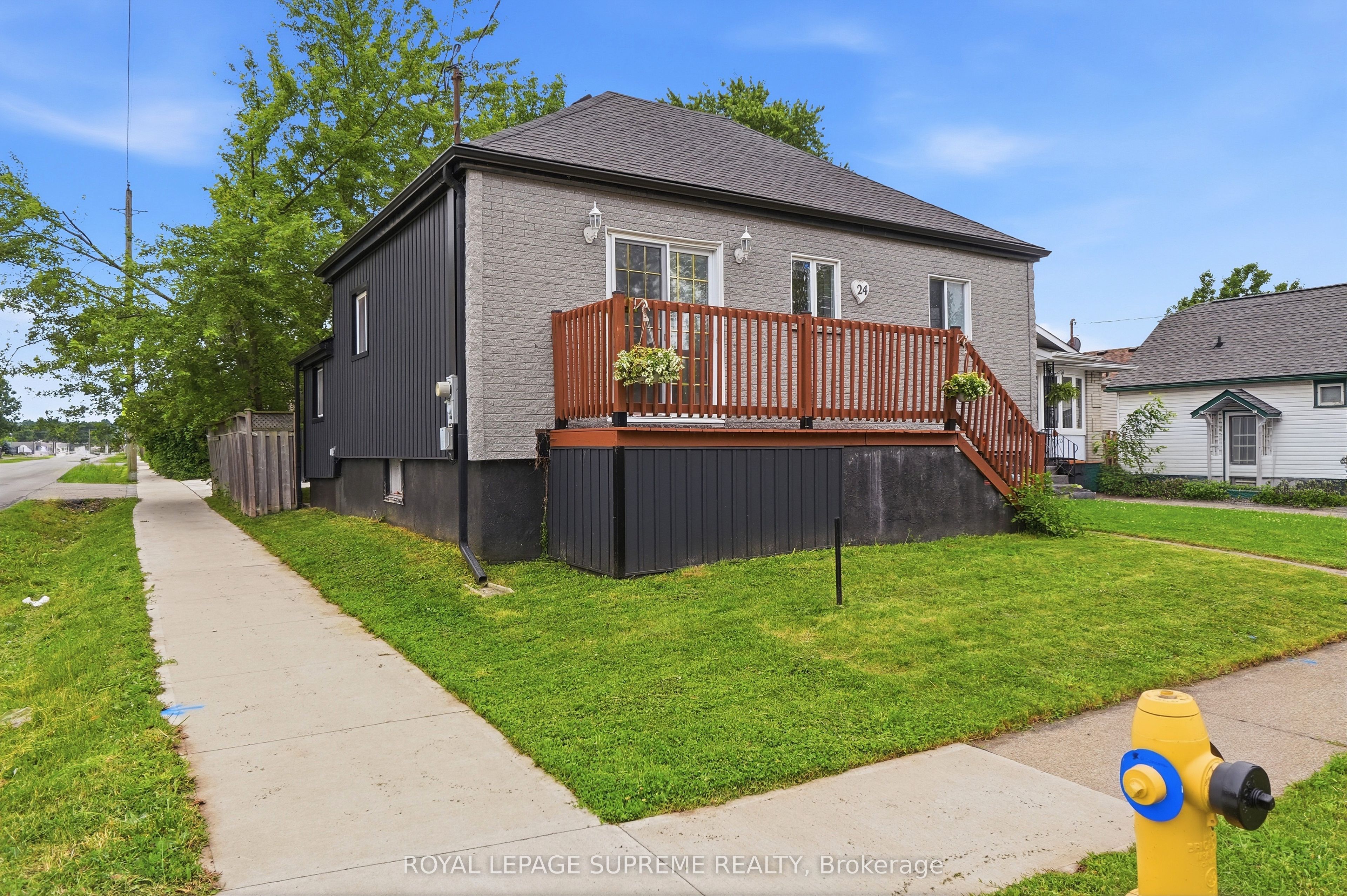 24 Alexandra Boulevard, St. Catharines, ON, L2P 1J7