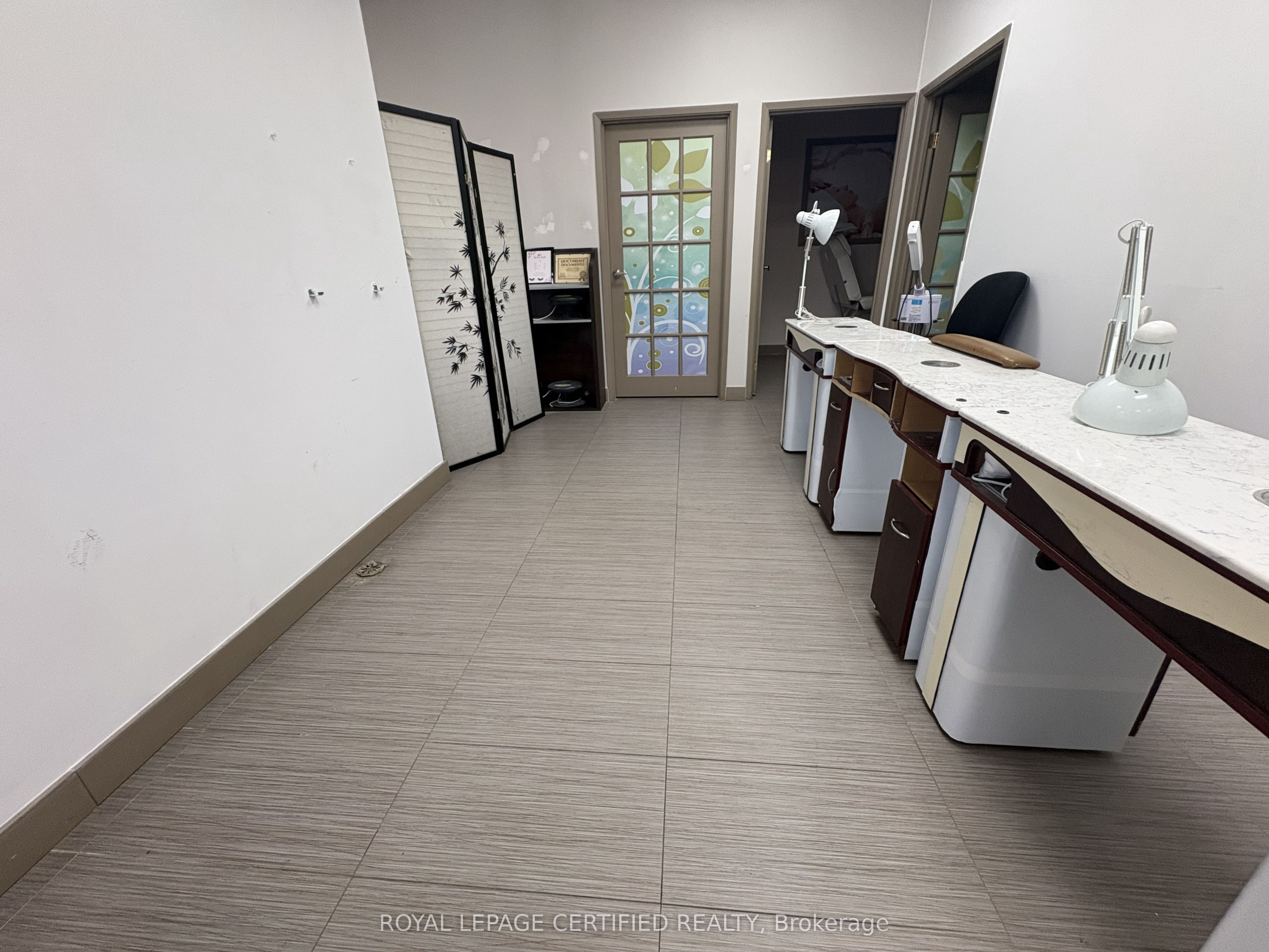 Unit 4  Part-925 Main Street E, Milton, ON, L9T 4H8