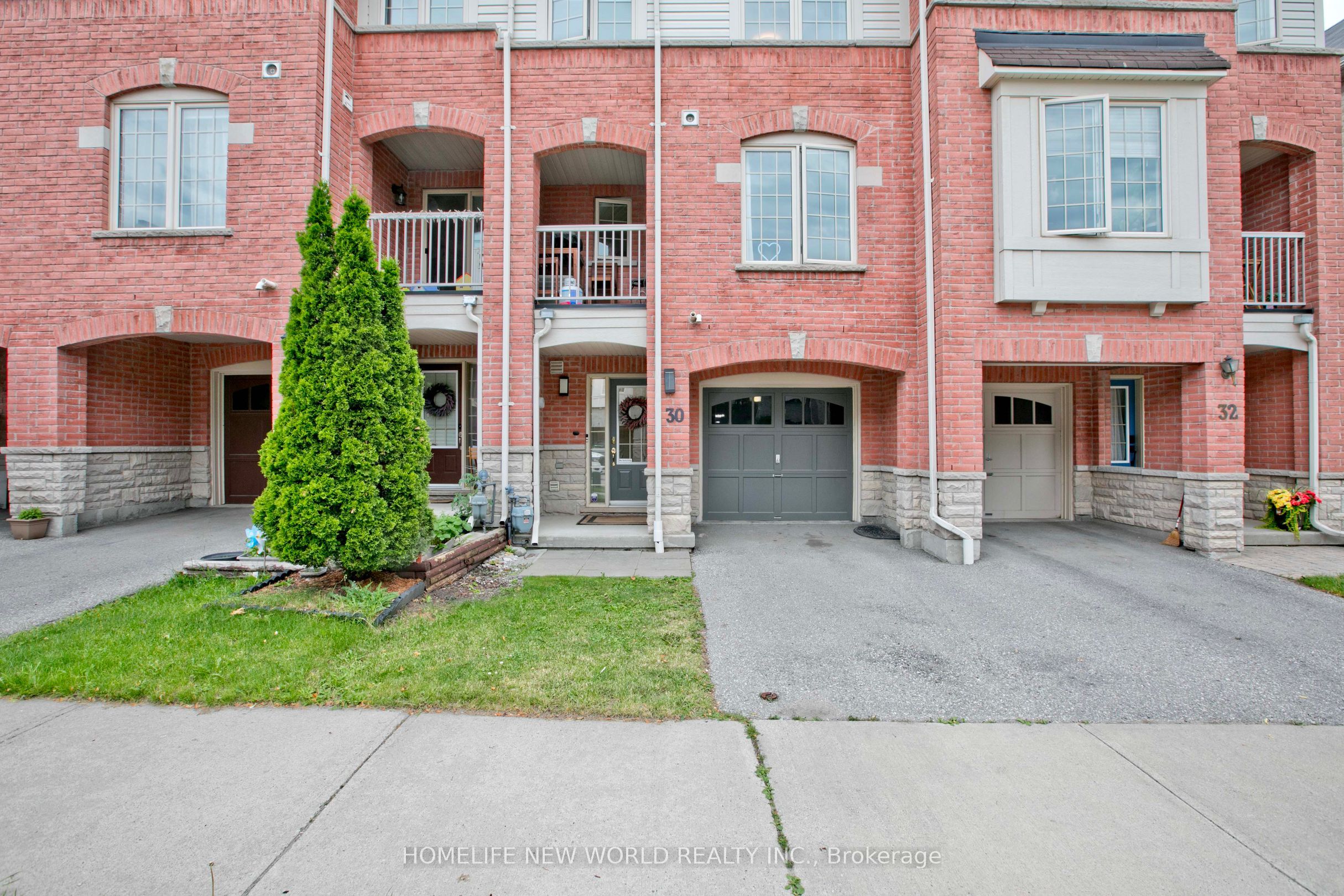 30 Linnell Street, Ajax, ON, L1Z 0K8