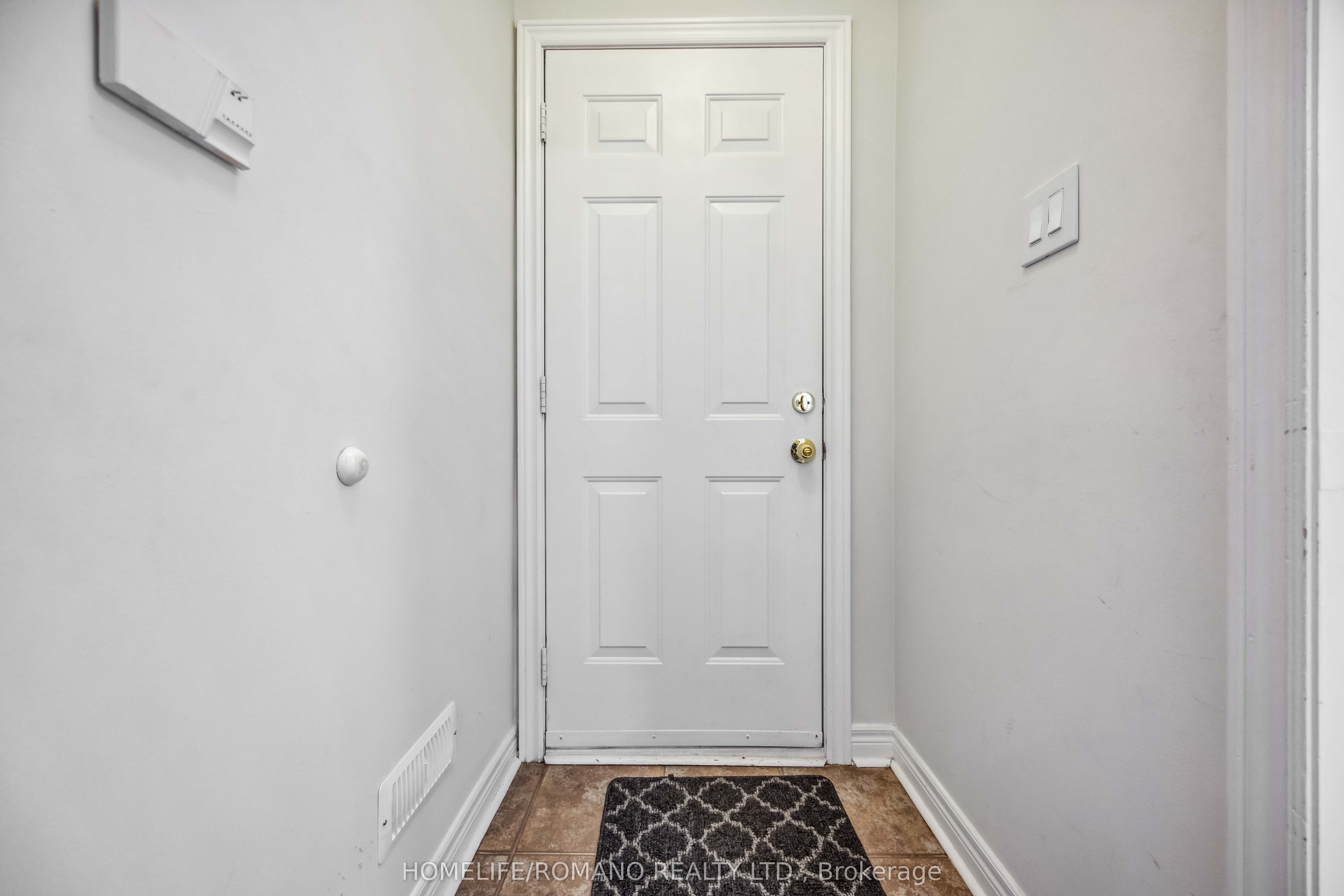 Basement-34 Gianmarco Way, Vaughan, ON, L6A 3J3 photo 3