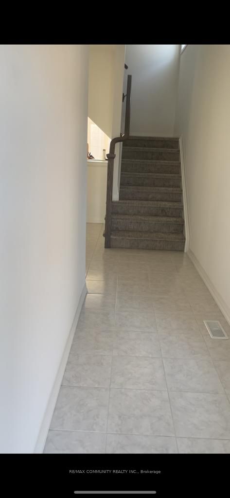189 Bur Oak Drive, Thorold, ON, L2V 0L7 photo 4