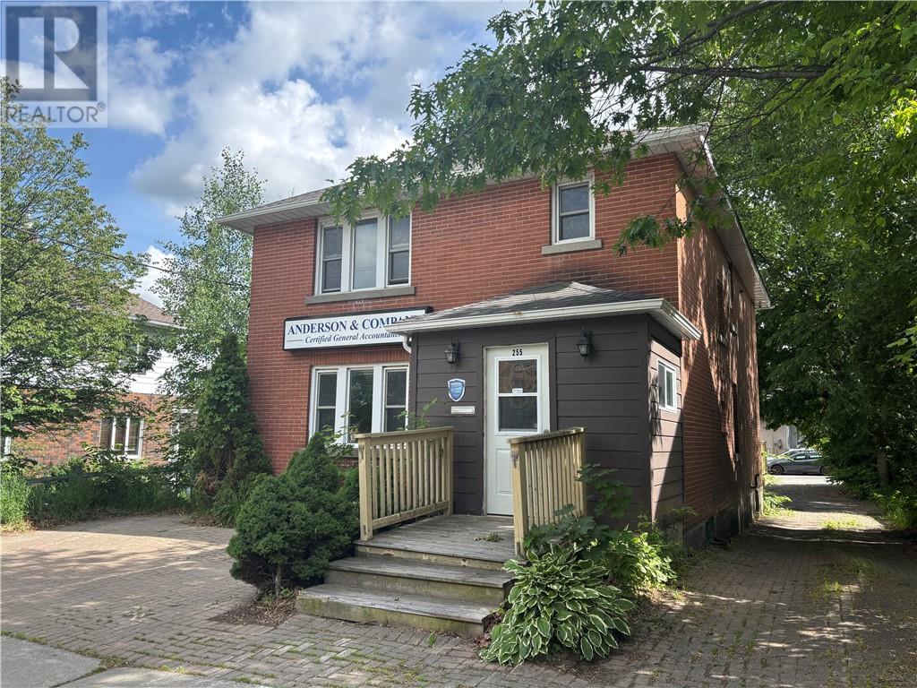 255 Pine Street, Sudbury, ON, P3C1X6