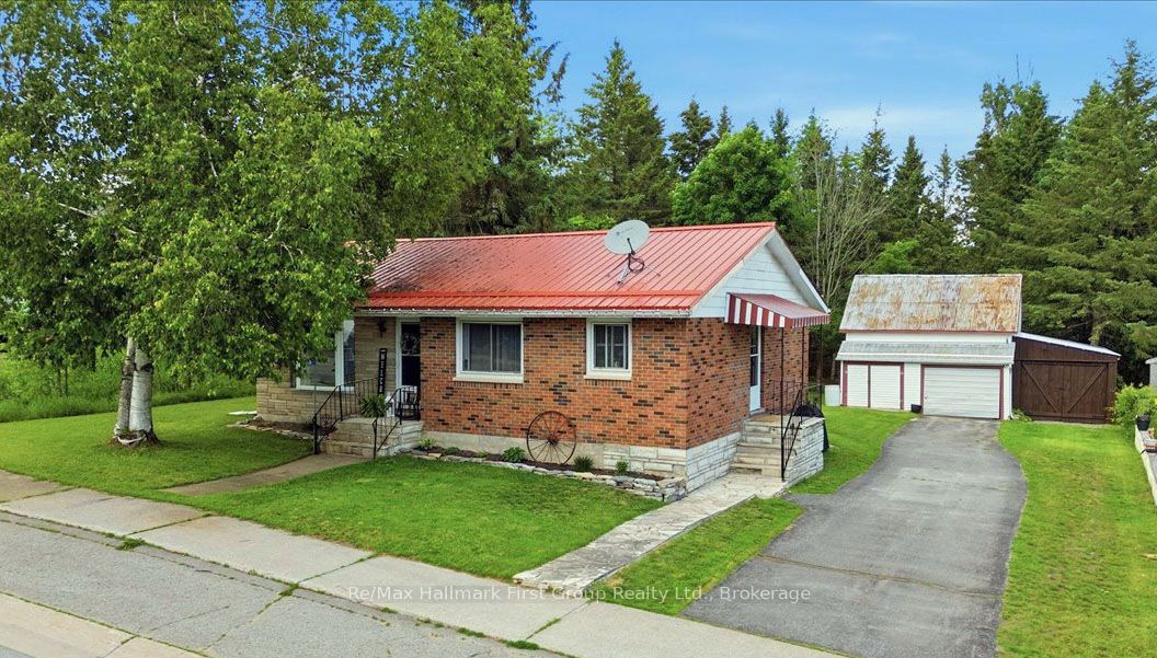 68 Queen Street, Tweed, ON, K0K 2L0