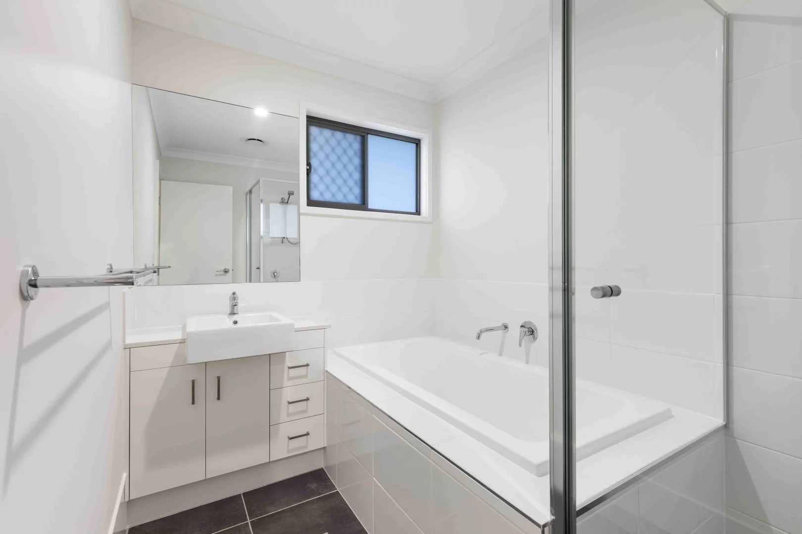 Eagleby QLD 4207 photo 5