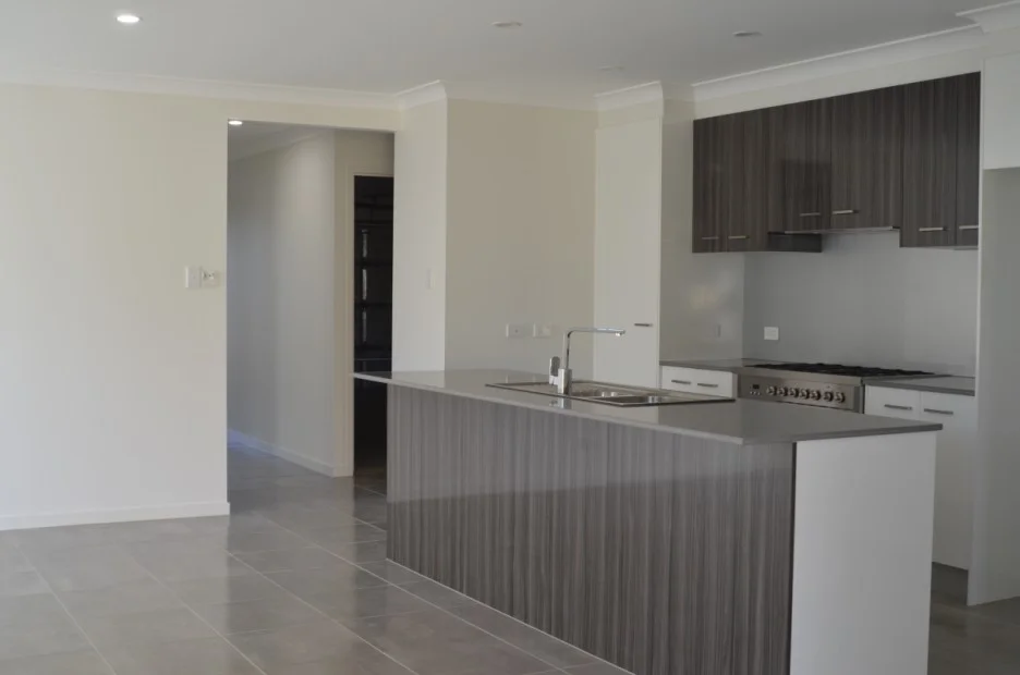 Morayfield QLD 4506 photo 2