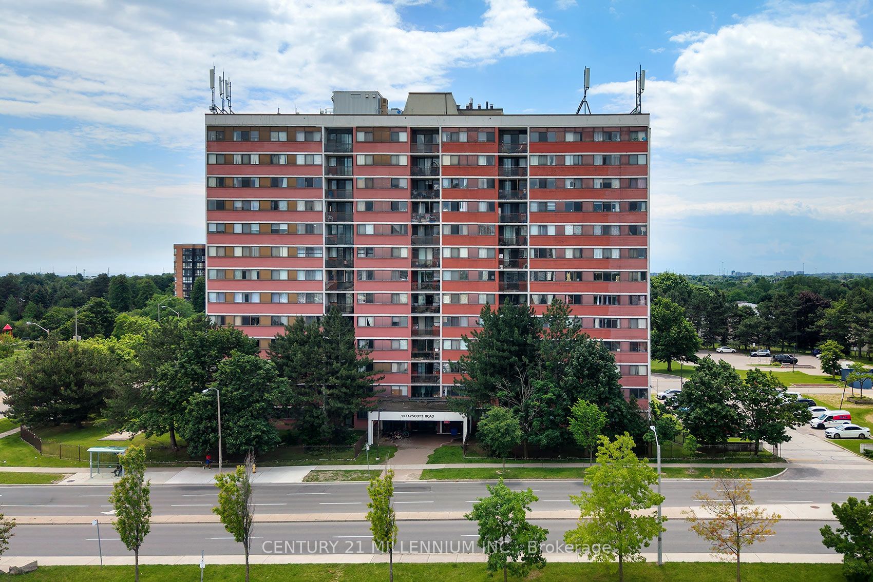 210-10 Tapscott Cross, Toronto, ON, M1B 3L9