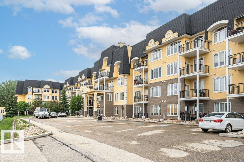404-9820 165 Street NW, Edmonton, AB, T5B1V9