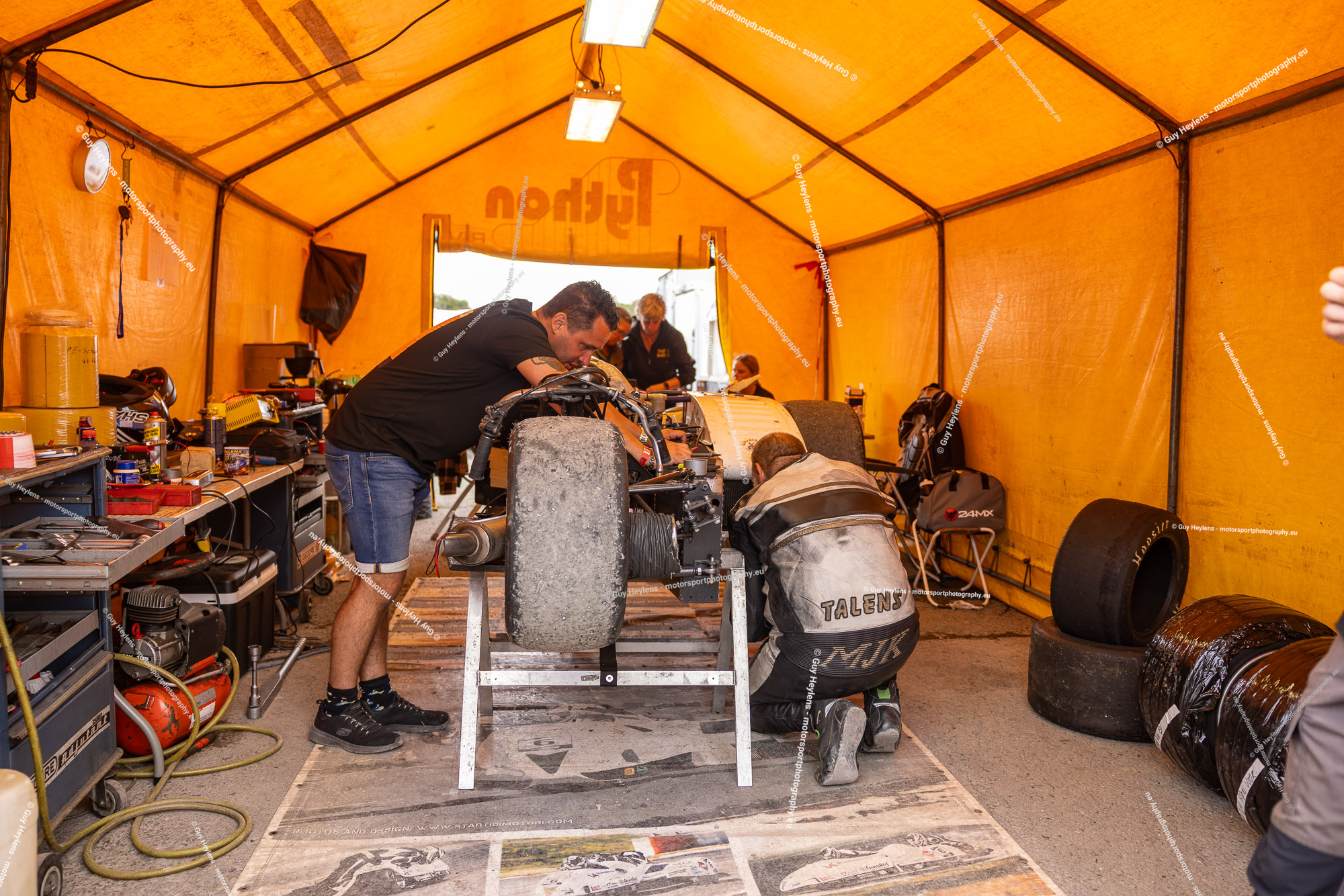 Paddock-1223.jpg
