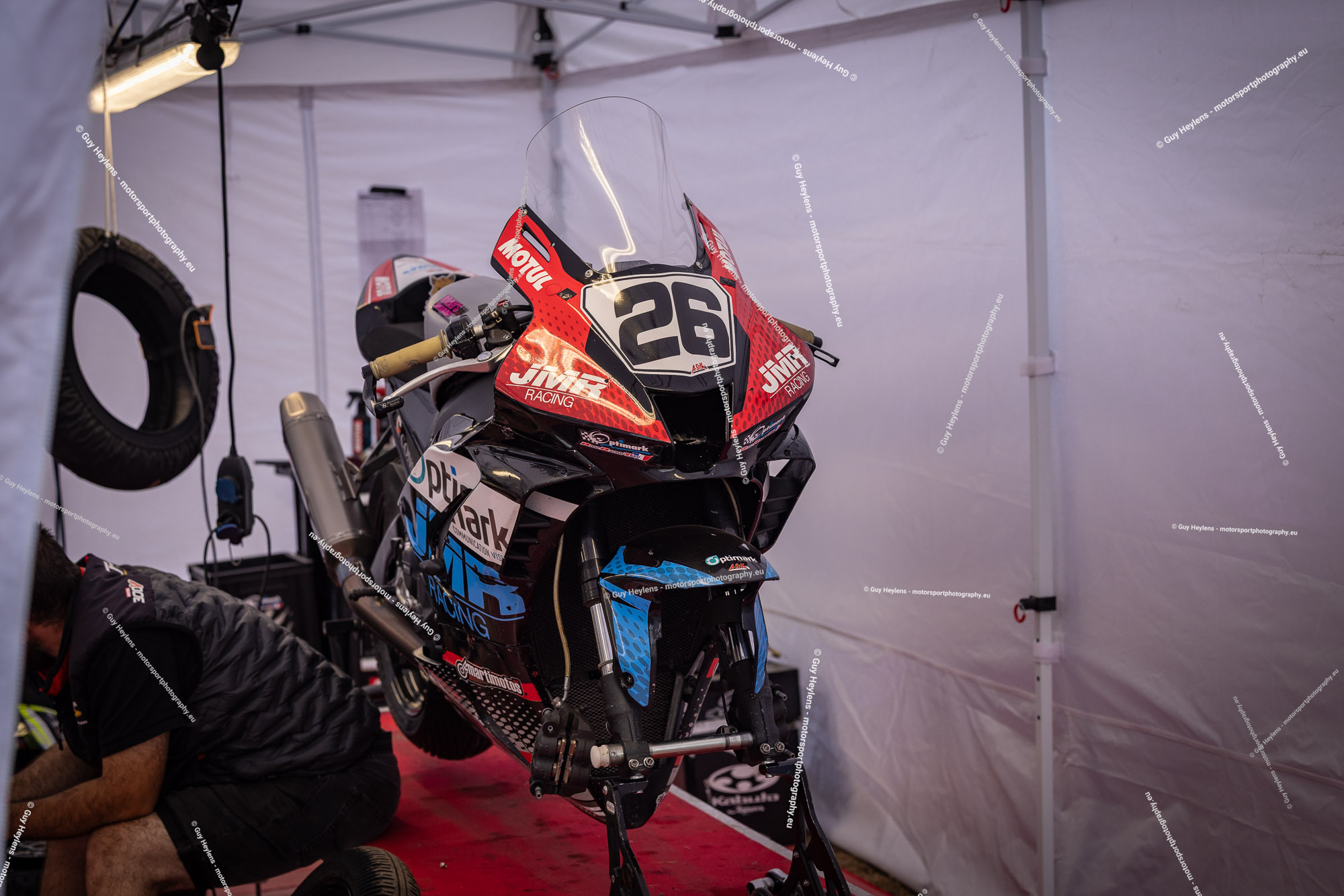 Paddock-1251.jpg