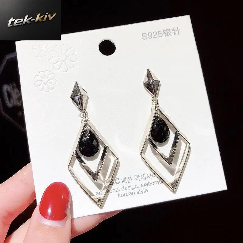 925 Silber Nadel Trendy Rhombus Design Schwarz Kristall Damen Quaste Ohrstecker Promotion Schmuck Frauen anti Allergie