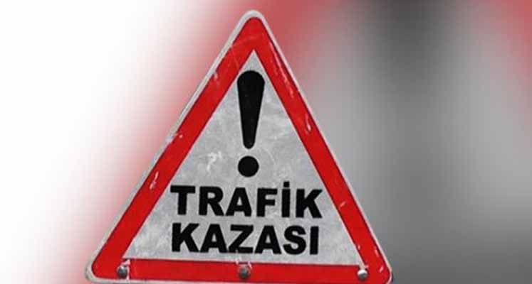 Amasya'da Bahçeye Devrilen Otomobildeki 4 Kişi Yaralandı
