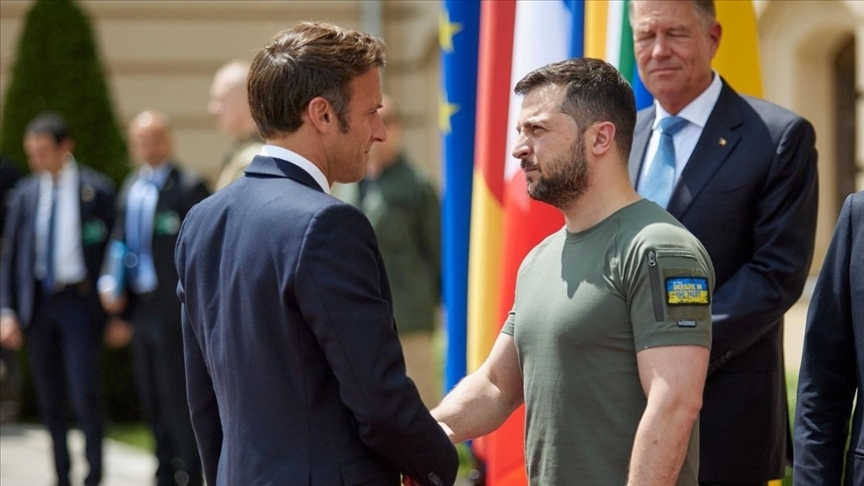 Macron: Ukrayna’ya İlave Aster Füzeleri ve Mirage 2000 Uçakları Gönderilecek