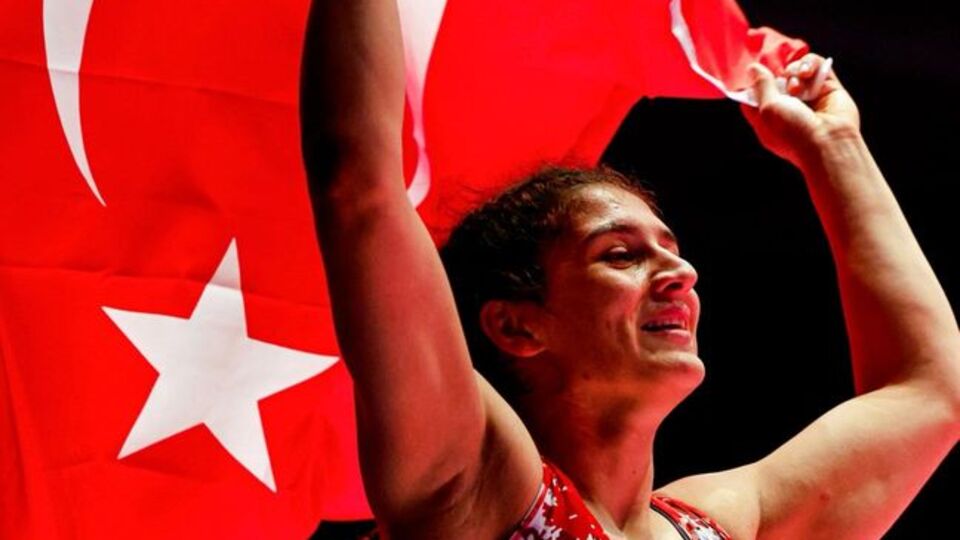 Nesrin Baş Altın Madalya Kazandı