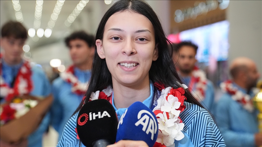 Elif Sude Akgül’den Dünya Şampiyonası’nda Gümüş Madalya