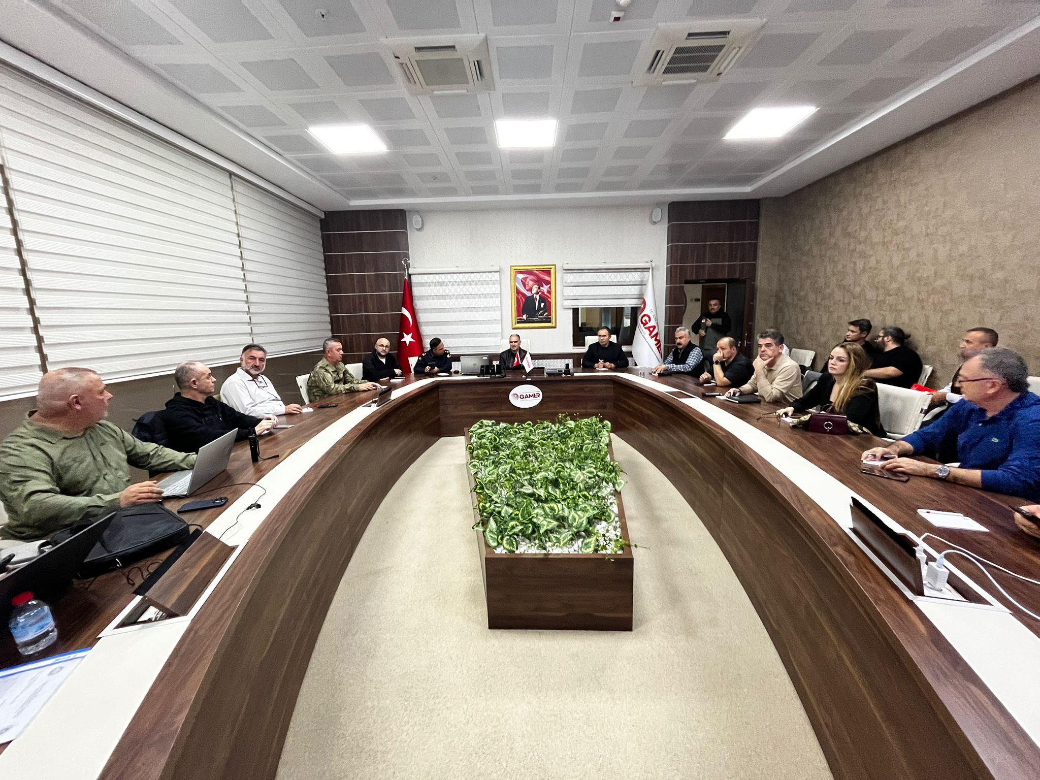 Manisa Valiliği: Deprem Çalışmaları Titizlikle Takip Ediliyor
