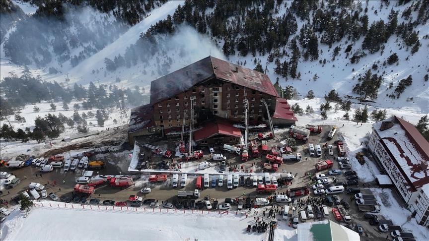 Kartalkaya’daki otel yangını davası: Yakınlarını kaybedenler “olası kast”la yargılama istiyor