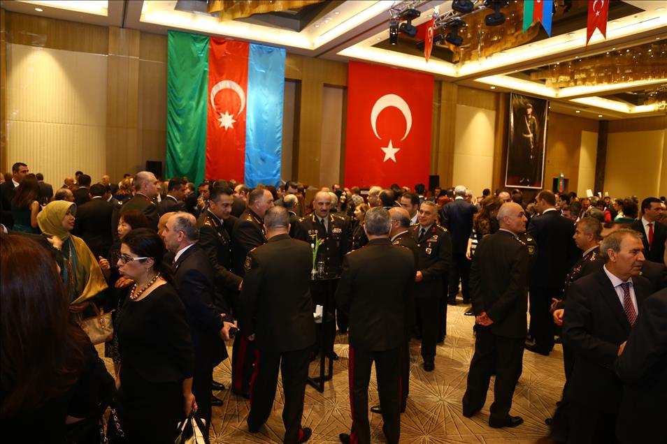 Azerbaycan'da Türkiye Cumhuriyeti'nin 102. Yılı Coşkuyla Kutlandı