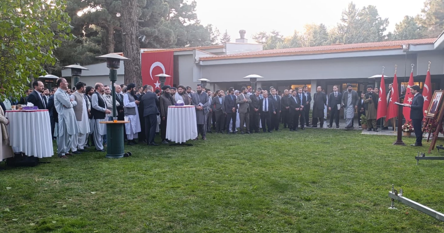 Afganistan'ın Başkenti Kabil'de Cumhuriyet'in 102. Yılı Kutlandı