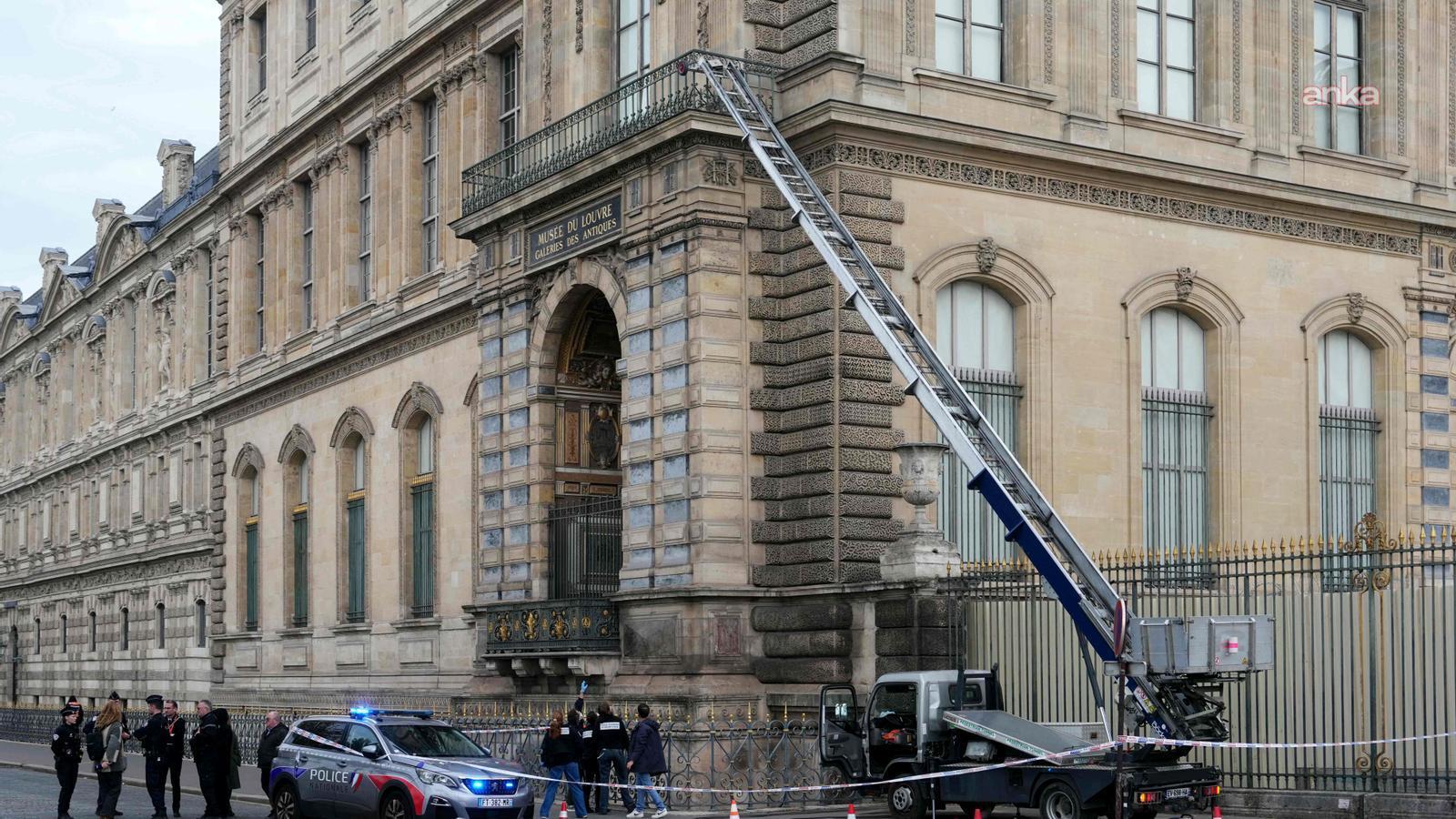 Paris Louvre Müzesi Soygununda Yeni Gelişme: 1 Kişi Daha Tutuklandı