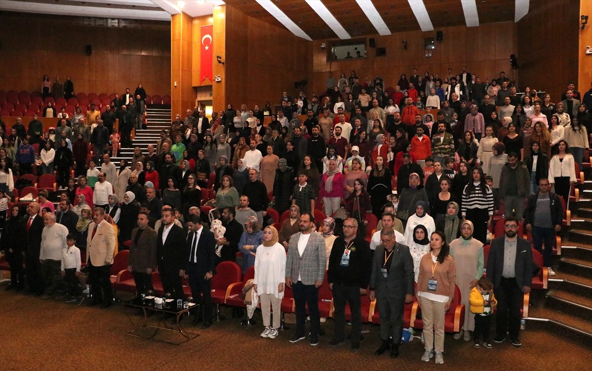 Erzurum'da SMA Hastası İki Çocuk İçin Dans Topluluğu Gösteri Yaptı