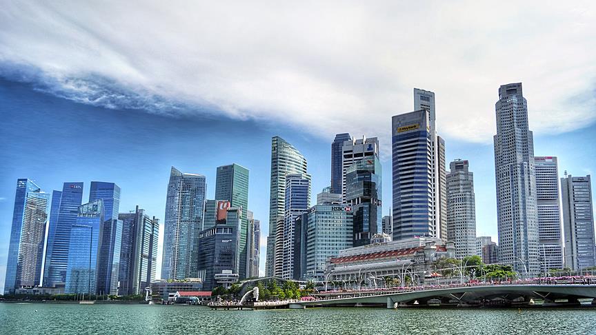 Singapur'da Dolandırıcılara Kırbaç Cezası Geliyor