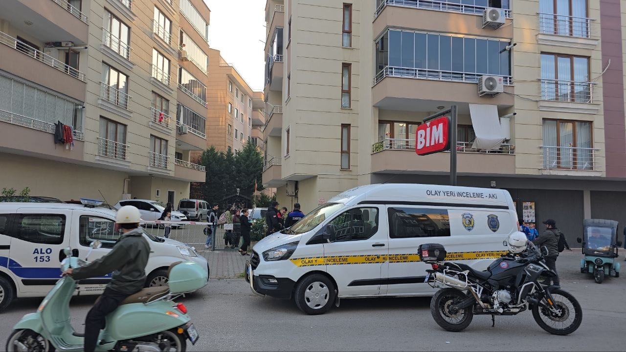 Bursa'da Eski Eşi Tarafından Bıçaklanan Kadın Ağır Yaralı Olarak Hastaneye Kaldırıldı