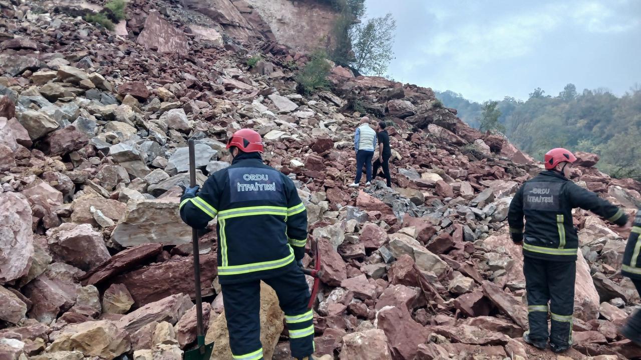 Ordu Fatsa'da Taş Ocağı Göçüğü: 1 İşçi Hayatını Kaybetti, Arama Çalışmaları Sürüyor