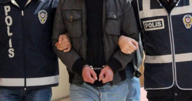 Uşak'ın Banaz İlçesinde Silahlı Kavga: 2 Kişi Yaralandı, Şüpheli Ormanlık Alanda Yakalandı