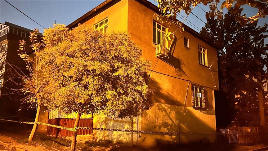 Kocaeli Gebze bina boşaltıldı: Kolonlarda çatlak paniği