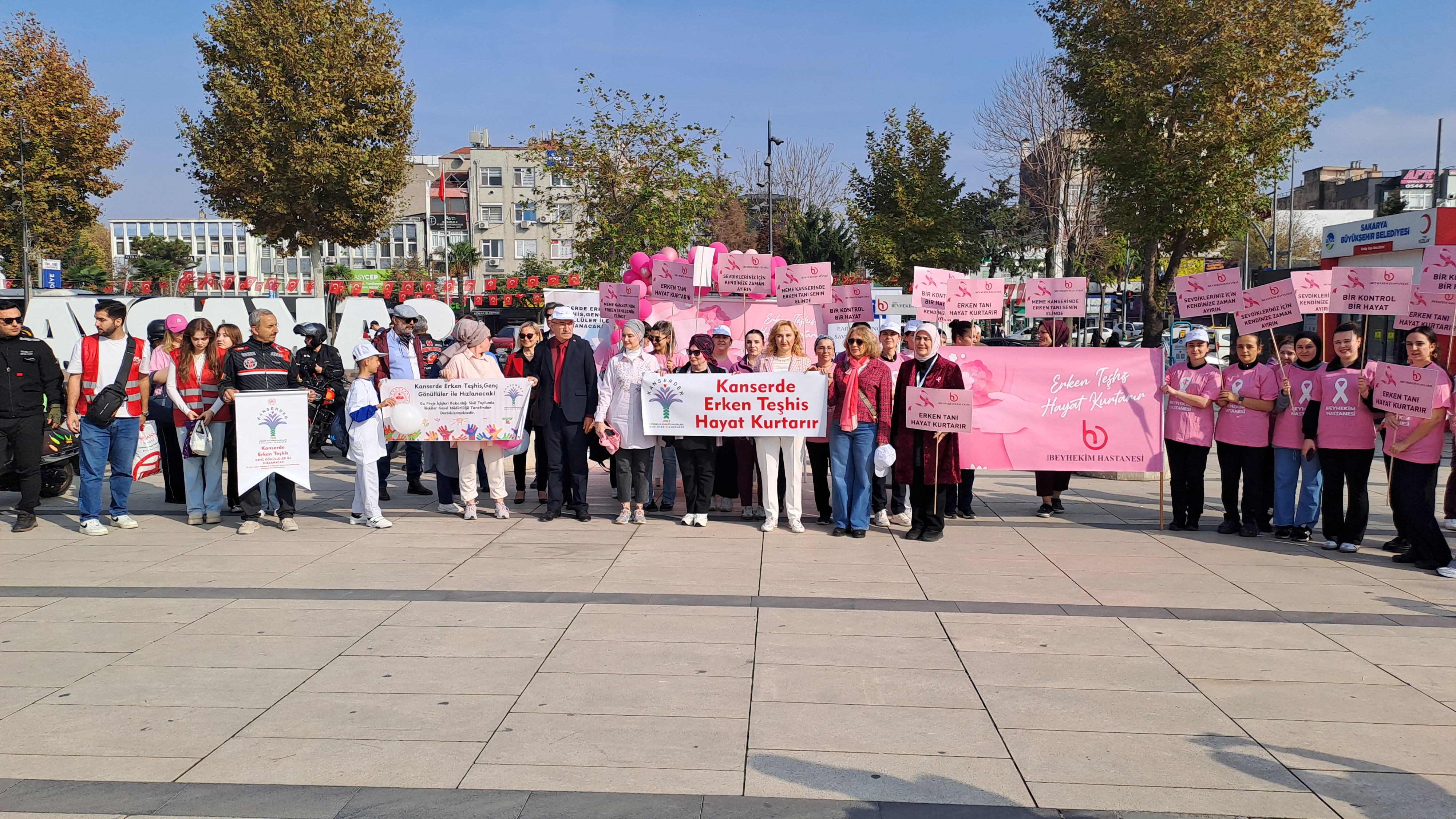Sakarya'da Kanser Farkındalığı Yürüyüşü: Erken Tanı Hayat Kurtarıyor