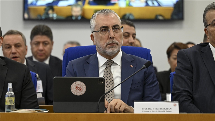 Bakan Işıkhan'dan Başsağlığı Mesajı