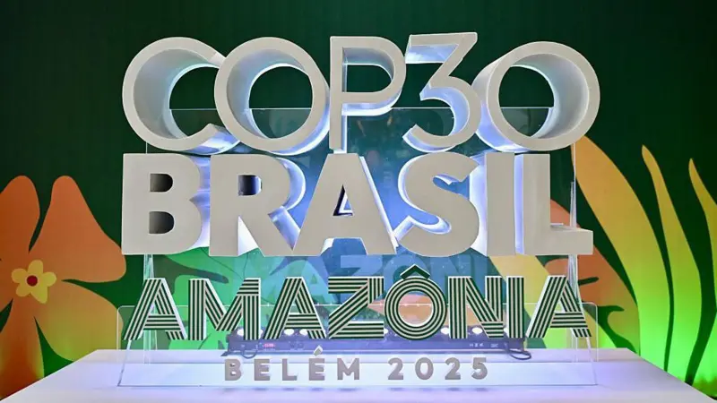 Yerli Aktivistler COP30 Zirvesinde Ana Girişi Abluka Altına Aldı