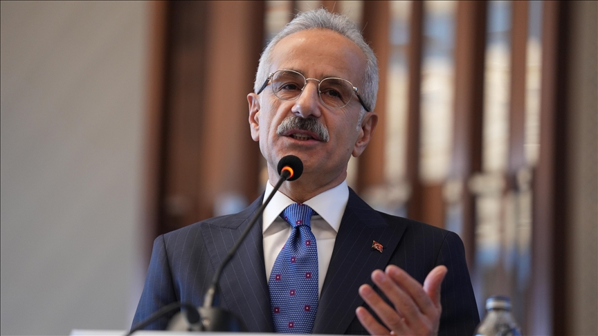 Bakan Uraloğlu, Adıyaman'da 350 bininci deprem konutunun teslim töreninde konuştu