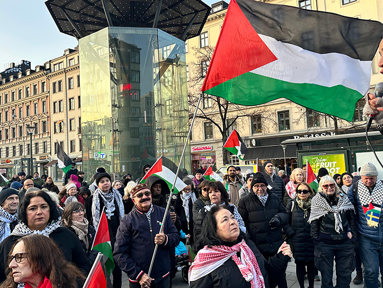 İsveç'te Gazze protestosu İsrail saldırıları nedeniyle