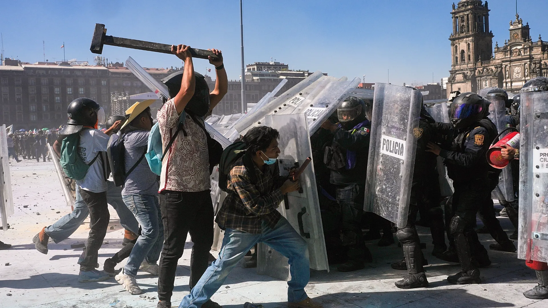 Meksika'da 'Z Kuşağı' Ayaklandı... Meksika'da Neler Oluyor?