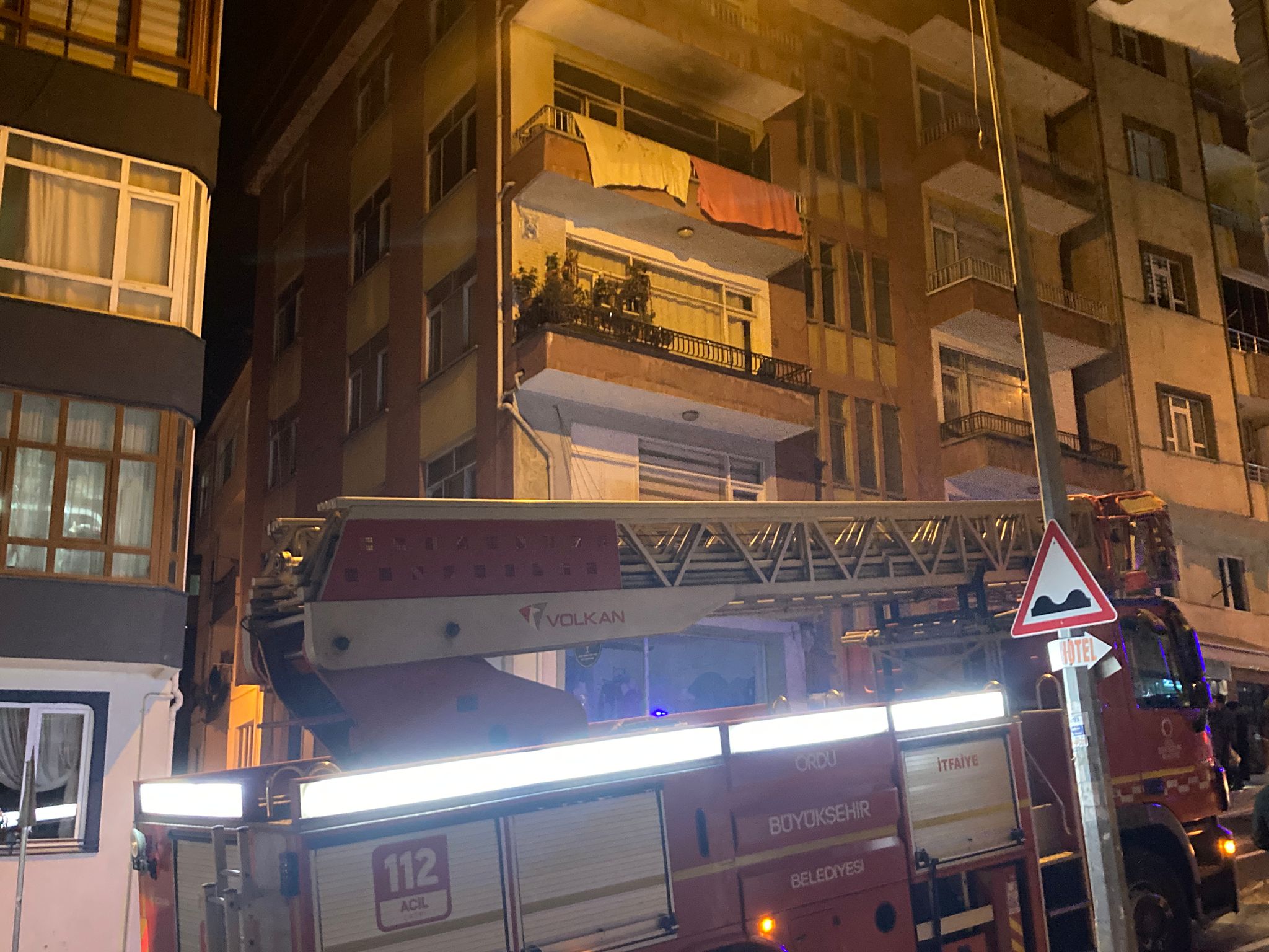 01KA9Q84YZAYX2J7DJ82J03Q6K