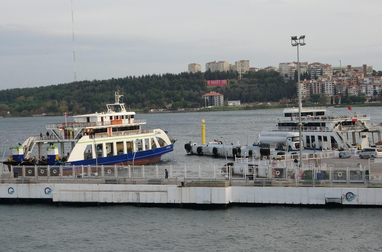 Fırtına nedeniyle ada seferlerine iptal: Bozcaada ve Gökçeada ulaşımı aksadı!