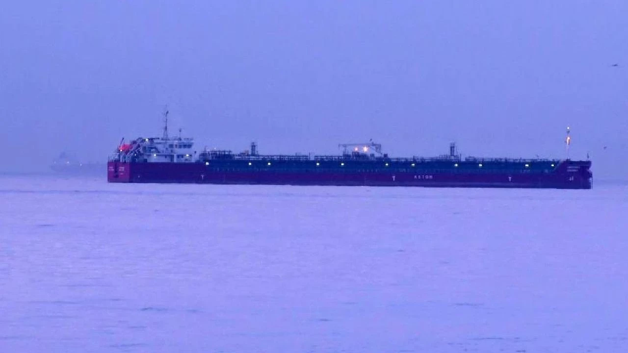 Marmara Denizi Açıklarında Zehirlenme Olayına İlişkin Geminin İkinci Kaptanı Tutuklandı