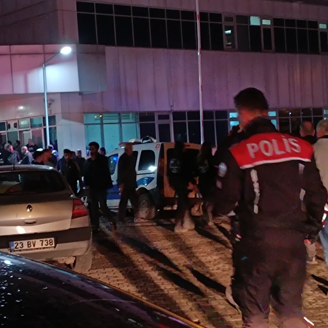 Bingöl'de Polise Silah Doğrultan Zanlı Çatışma Sonrası Yaralı Yakalandı