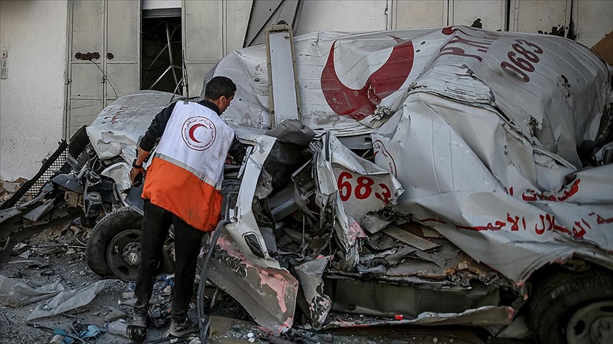 İsrail'den Engel: ABD'li Doktor Gazze'deki Yaralıları Ameliyat Edemiyor