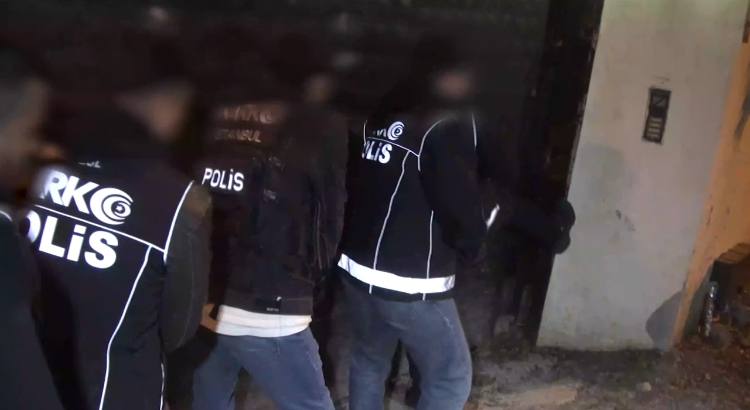 01KAR6XW4WYR3S3K9ZVJ0MEGSE